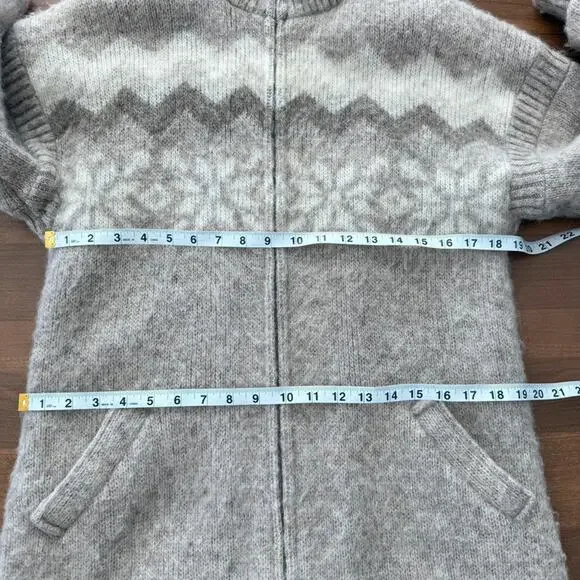 Hilda LTD.Vintage Unisex Icelandic Nordic Full Zip Fuzzy Sweater Jacket Cream